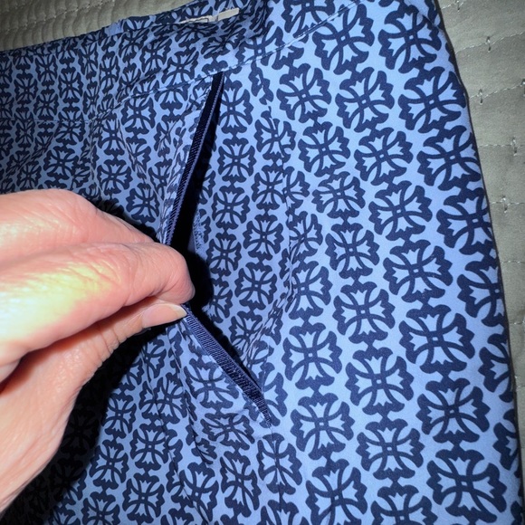 Vineyard Vines Printed Skort Cross Tulip Blue Size 8. Never worn - Picture 12 of 16